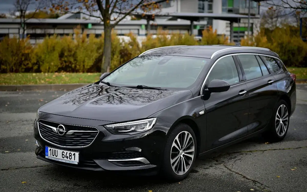 Insignia B, 2.0CDTi, Matrix, i-cocpit, Full výbava