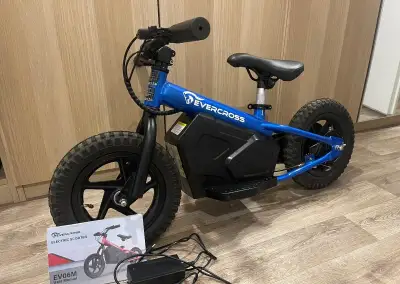 Elektrická koloběžka / elektrokolo Evercross EV06M