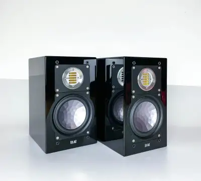 Elac BS 243 Black High Gloss