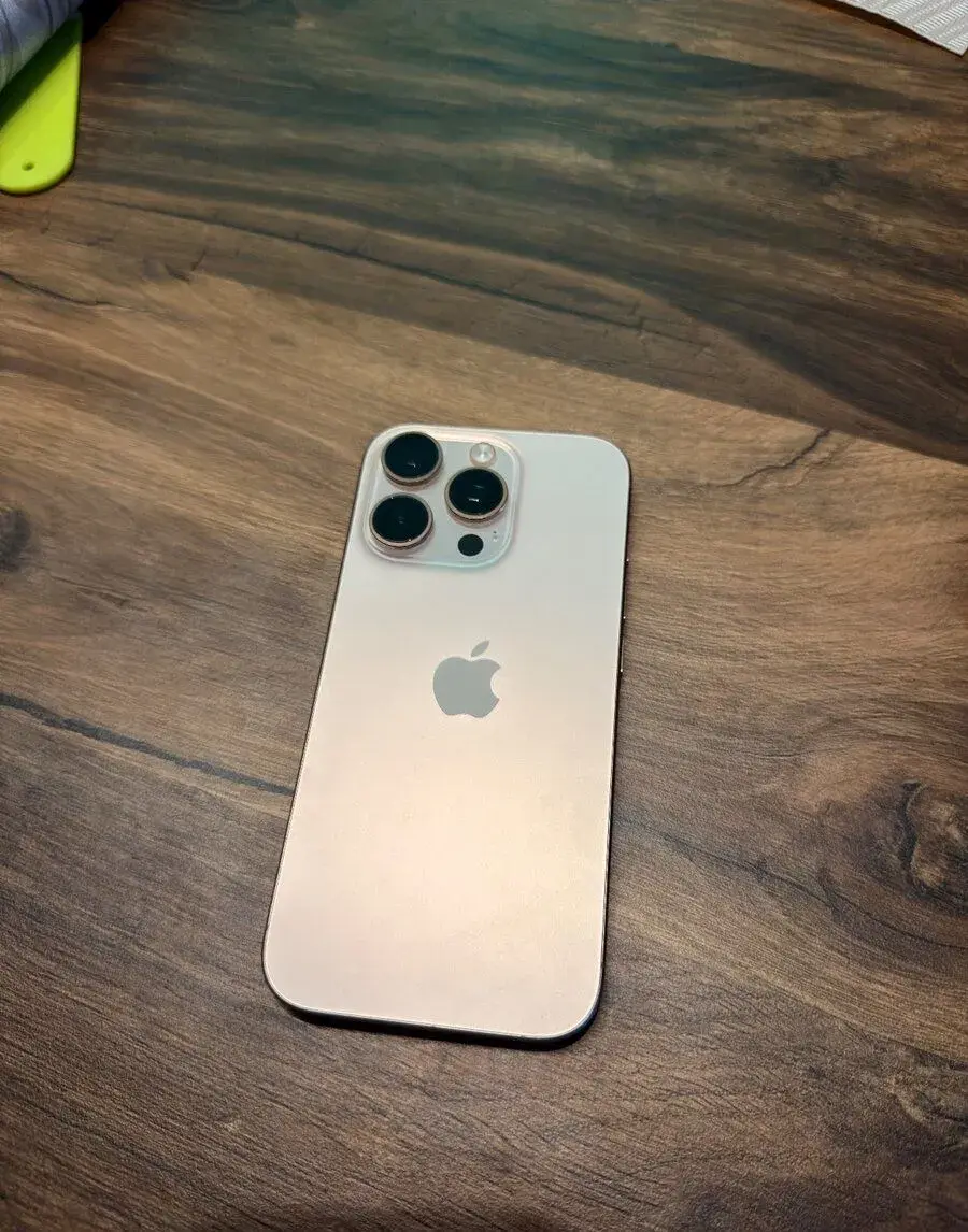 iPhone 16 pro 256 GB