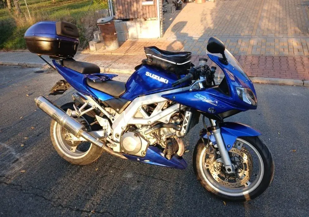 Suzuki SV1000S