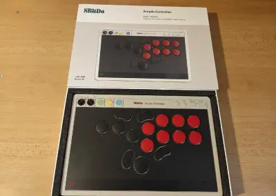 8BitDo Arcade Controller pro PlayStation 5