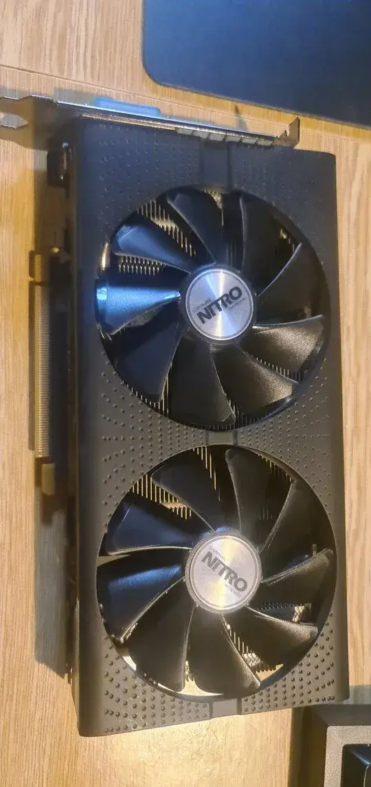 Sapphire Radeon Nitro+ RX580 8Gb GDDR5 oc+