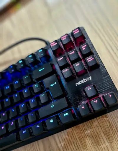 herní klávesnice Niceboy ORYX K300X