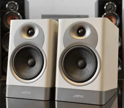 Jamo S7-15B regálové reproduktory
