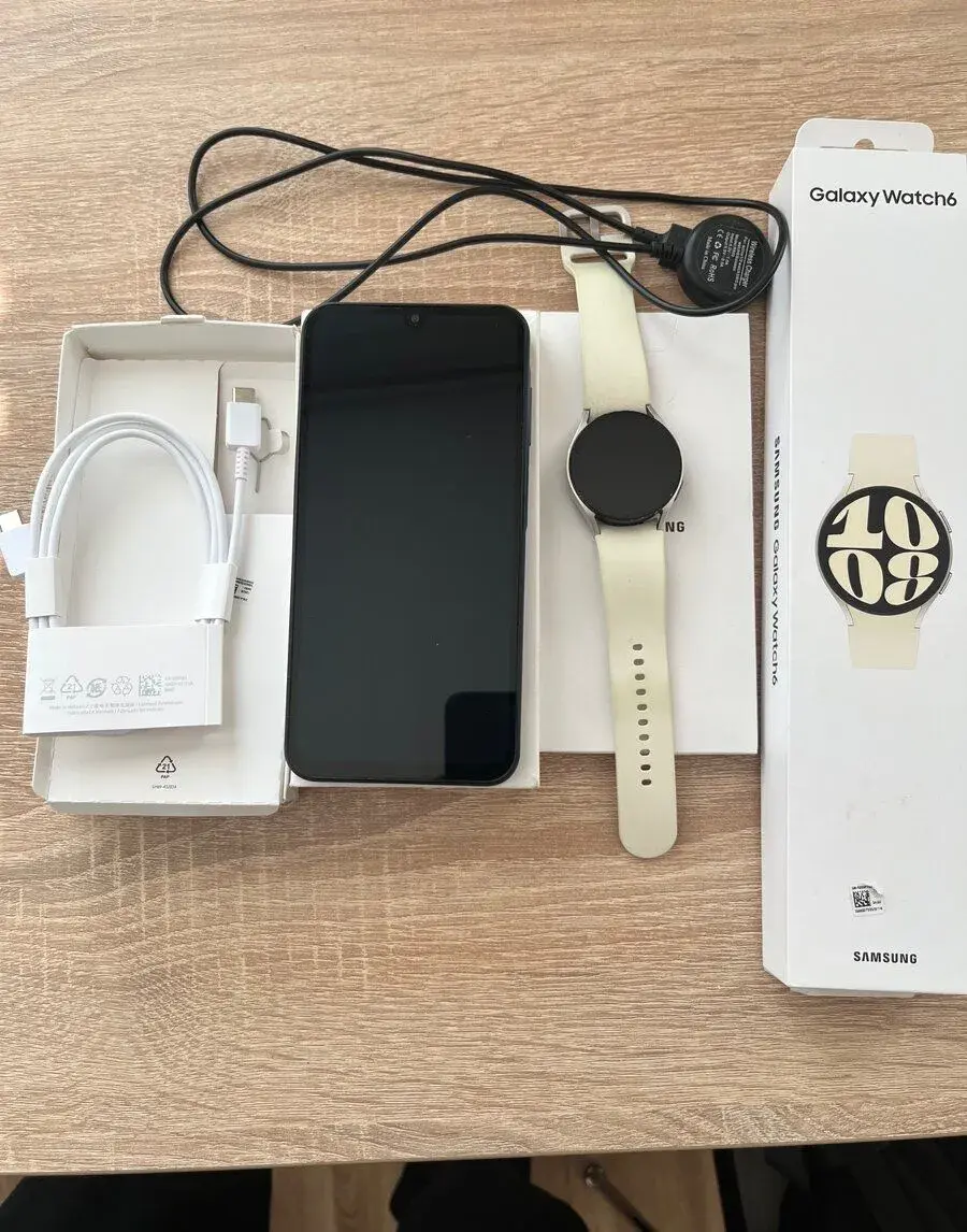 Samsung Galaxy A15 5G 128GB + Galaxy Watch6