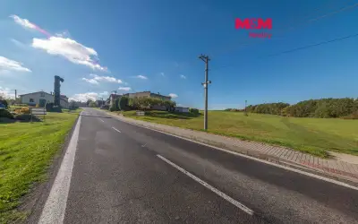 Prodej pozemku k bydlení, 2220 m², Trnávka