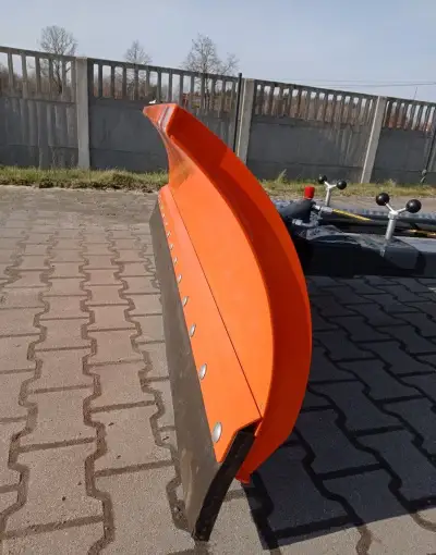 Sněhová radlice pro vysokozdvižný vozík