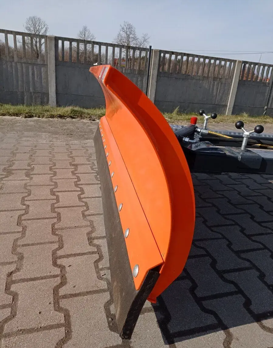 Sněhová radlice pro vysokozdvižný vozík