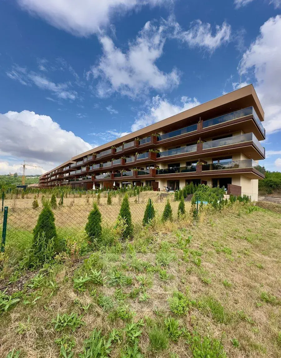Pronájem bytu 1+kk, 35 m², terasa 10 m², zahrada 130 m², GS