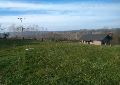 Stavební pozemek Slatina u Bílovce 1500 m2