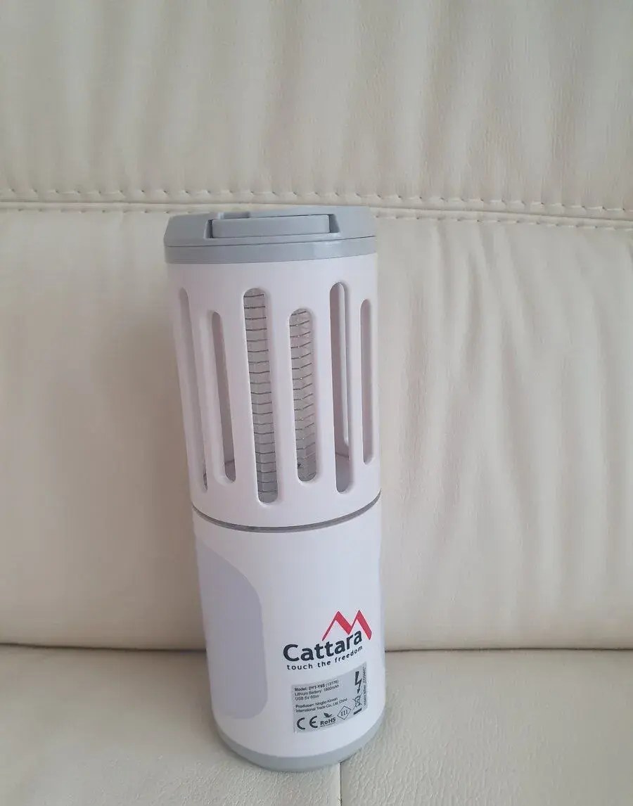 Svítilna COSMIC nabíjecí + lapač hmyzu Cattara