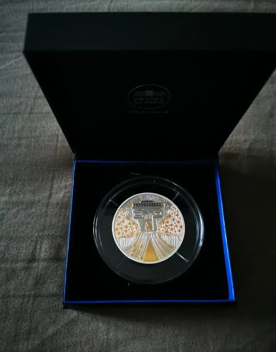 Pamětní stříbrná mince, 50EUR 5 oz 2020 "Poklady Paříže - C