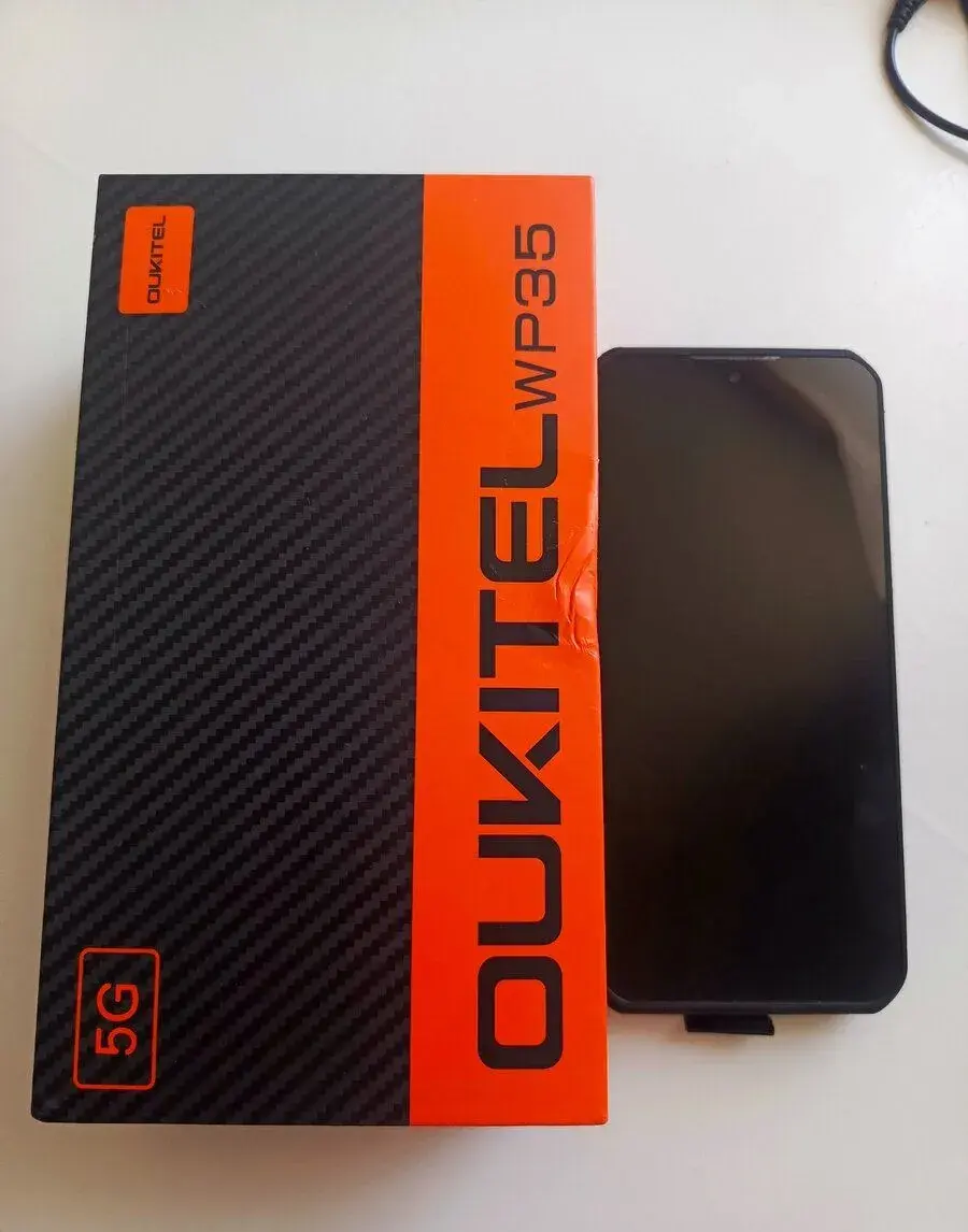 Oukitel WP35