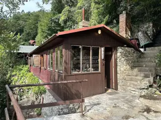 Chata 44 m2 na břehu Sázavy, Luka pod Medníkem, Spojené osad