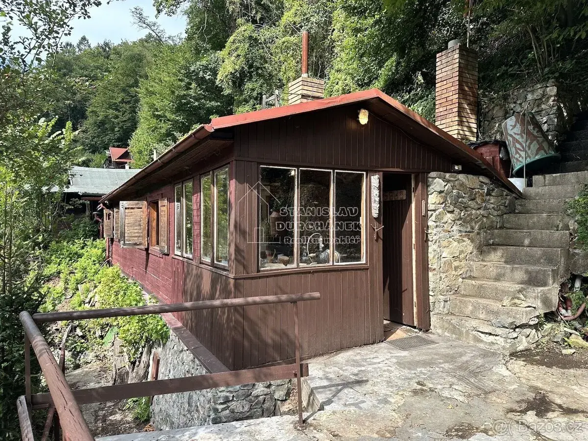 Chata 44 m2 na břehu Sázavy, Luka pod Medníkem, Spojené osad