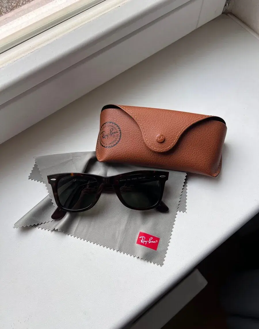 RayBan RB2140 Wayfarer