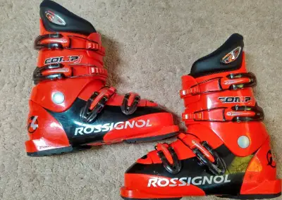 vel.23,5cm Rossignol přezkáče lyžařské boty lyžáky