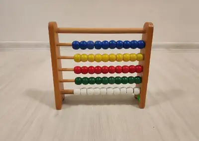 Dřevěné počítadlo