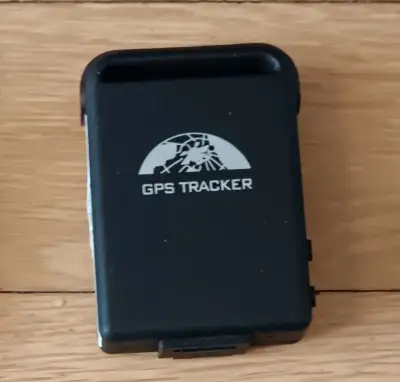 GPS lokátor Helmer LK505