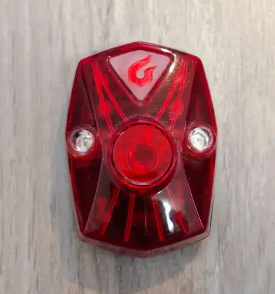 Zadní světlo Blackburn Flea 2.0 USB, nabíjecí, 3 režimy