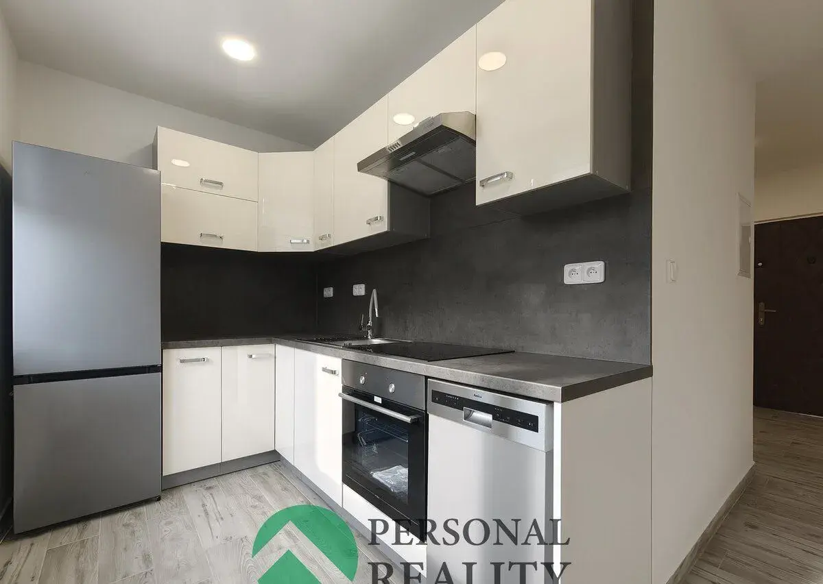 Pronájem bytu 2+1 58 m², Karlovy Vary - Doubí, ev.č. 03391