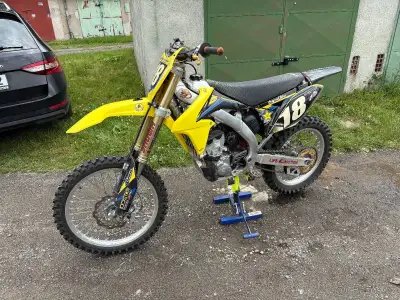 Suzuki RMZ 250