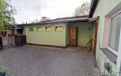 Pronájem prostorného celku 211 m² pro sdílené bydlení nebo u