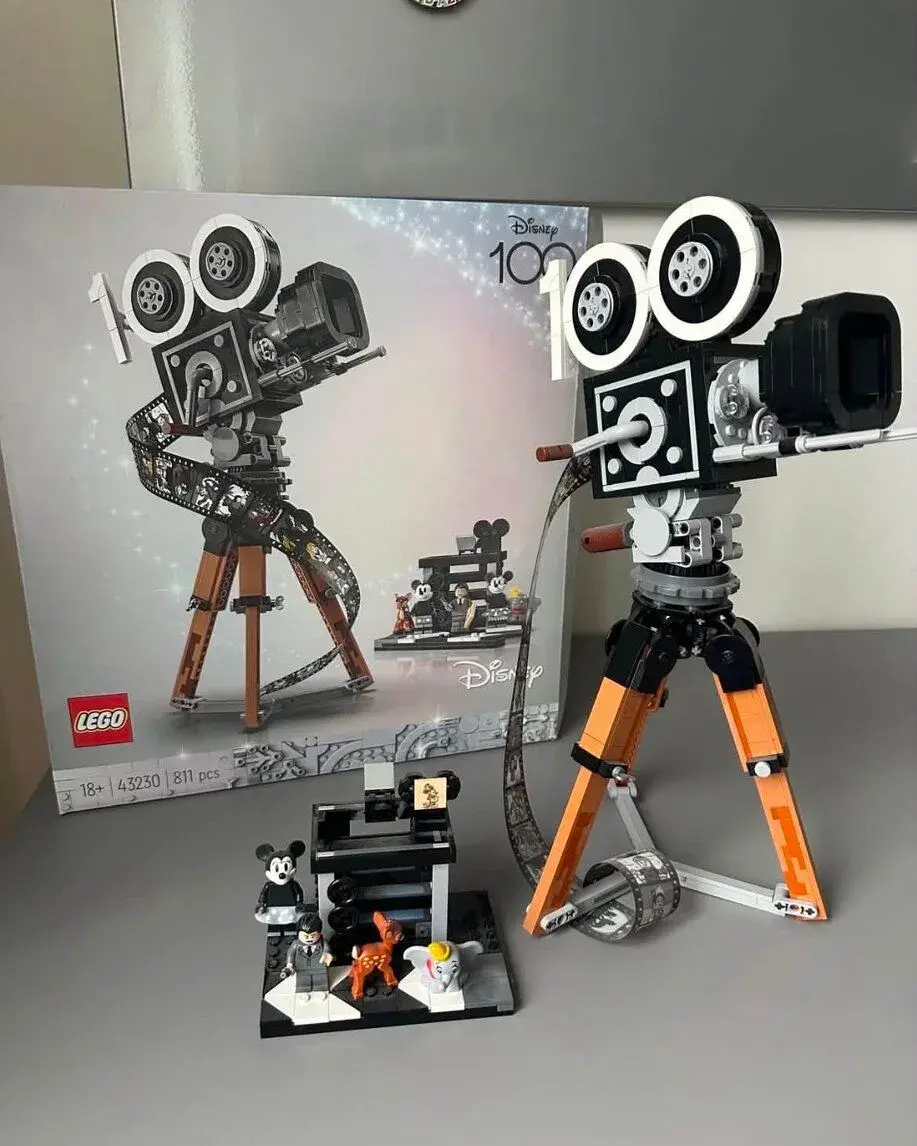 LEGO 43230 Kamera k výročí 100 let Disney