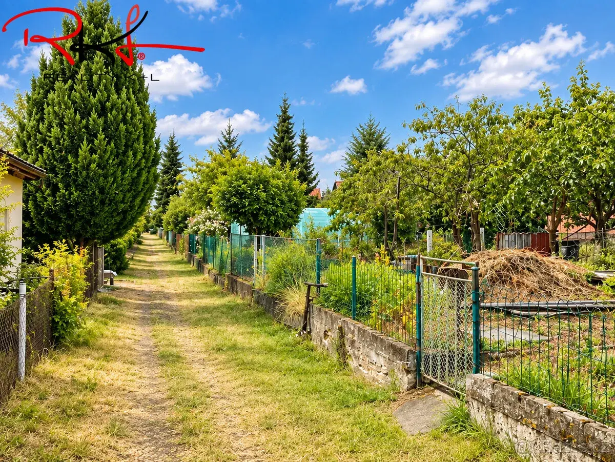 PRODEJ – rekreační chata s pozemkem 222 m², Hřebeč u Kladna