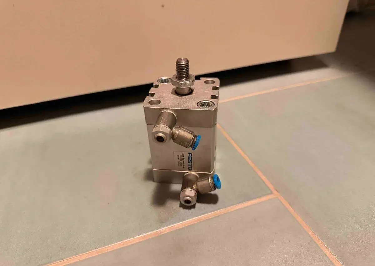 Festo ADN-40-30-A-P-A