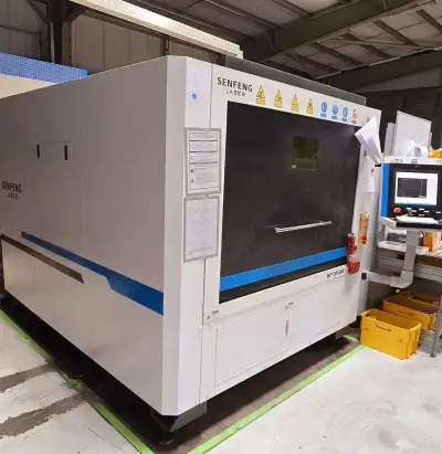 POUŽITÝ VLÁKNOVÝ LASER - 1313 - 3KW