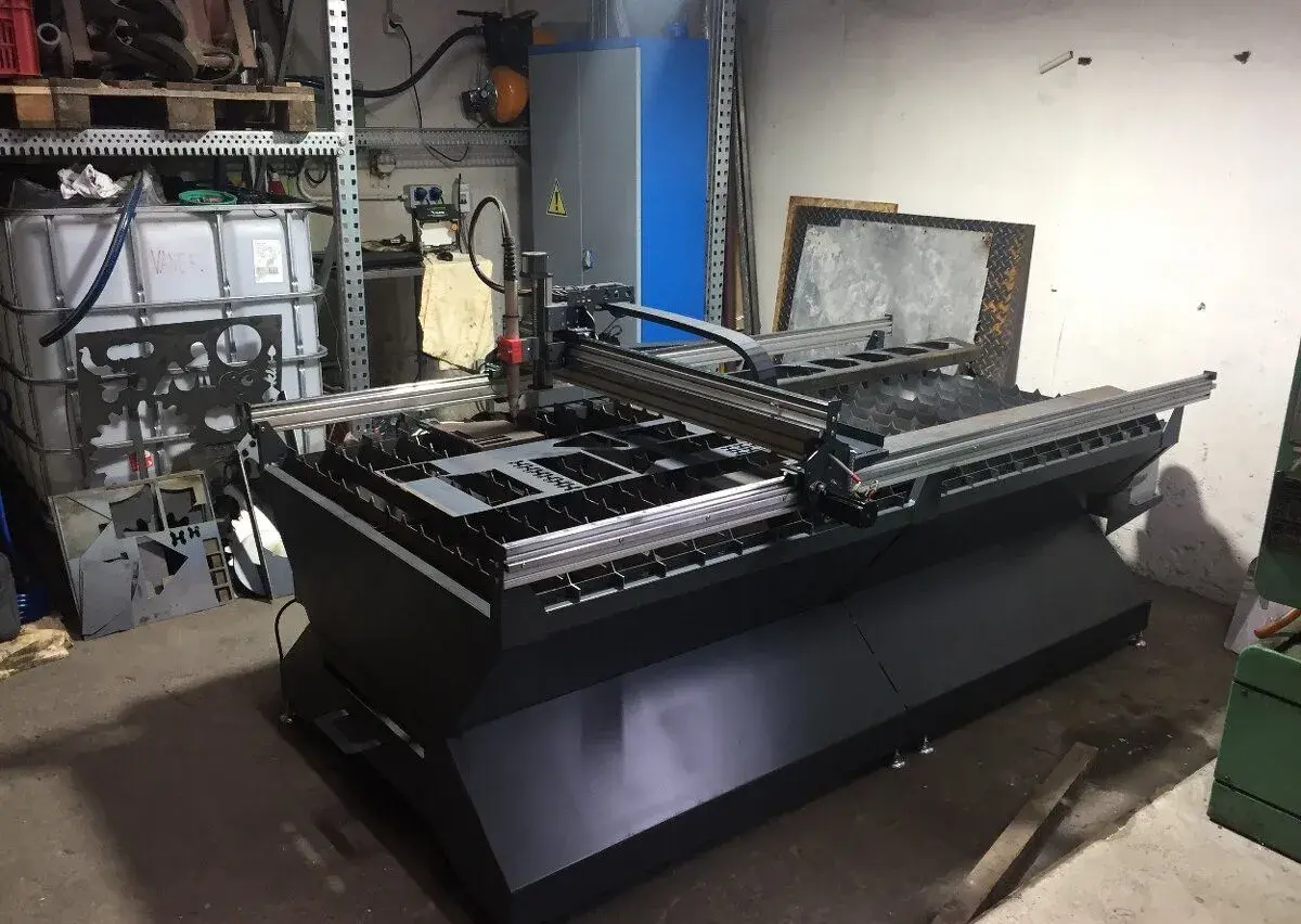 CNC Plazma COMET-2000