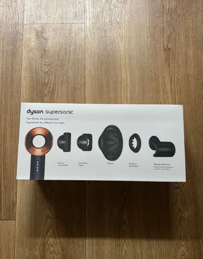 Dyson Supersonic HD08 gold