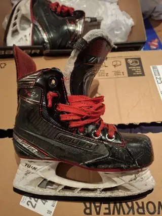Brusle Bauer Vapor X2.7