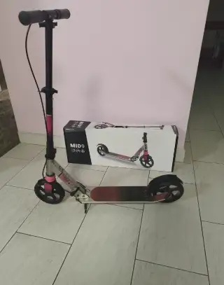 Koloběžka MID9