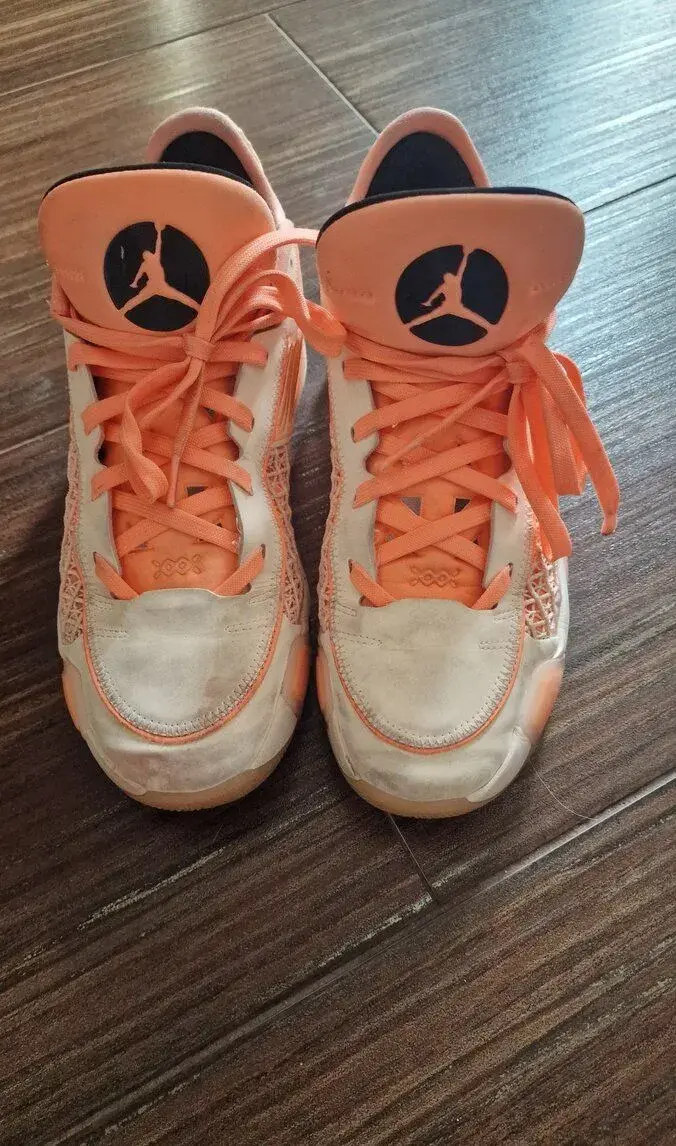 Nike Air Jordan 38 Low (vel. EUR 42.5 / US 9)