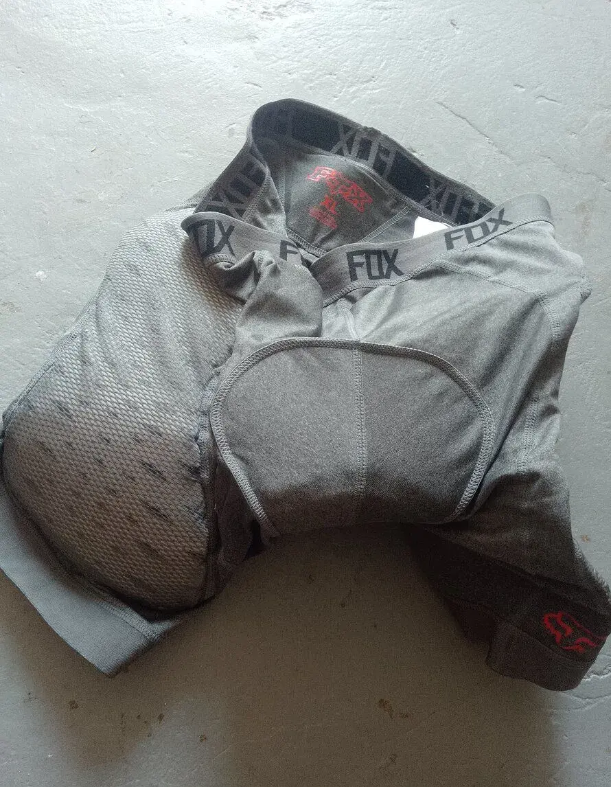 OCHRANNÉ KRATASY FOX VEL. XL