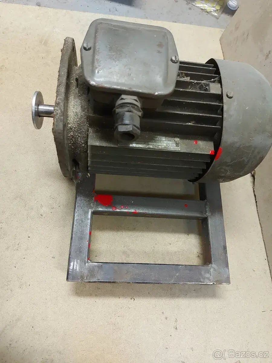 Motor 380v 1.1kw 1390ot.