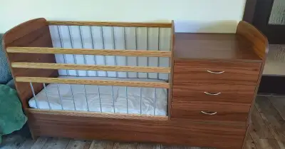 Dětská postýlka