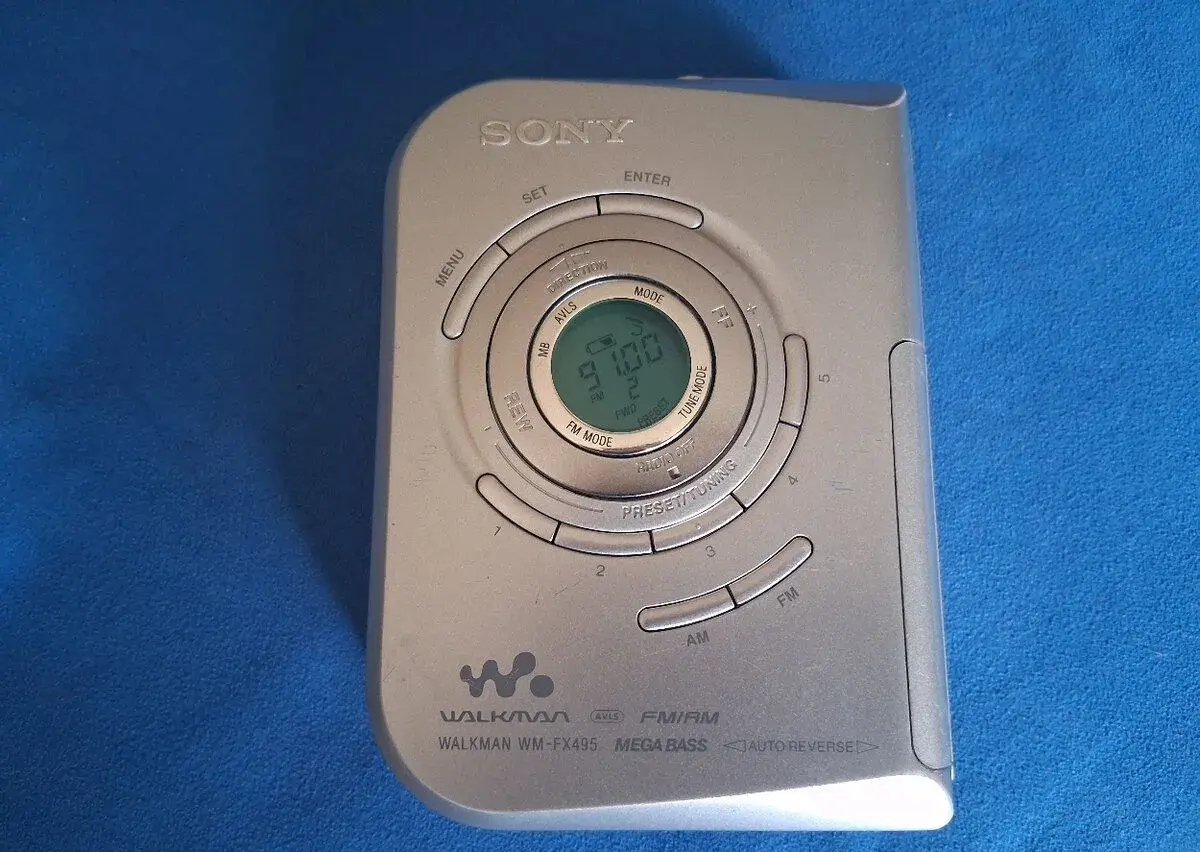 Sony Walkman WM-FX495