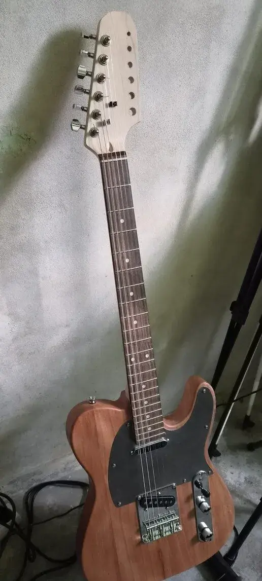 Elektrická kytara Harley Benton