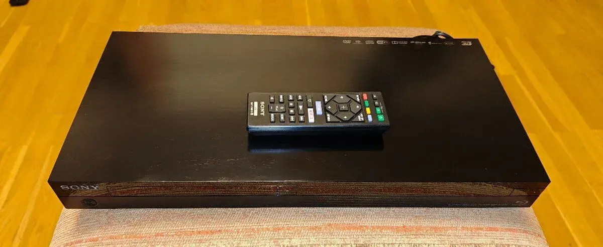 Sony BDP-S7200 Blu-ray / SACD přehrávač (s DO)