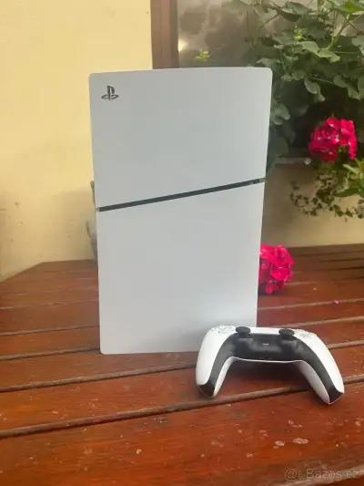 PS5 Digital edition + volant logitech G29 (Cena není pevná)