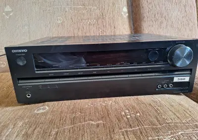 AVR Onkyo HT-R390