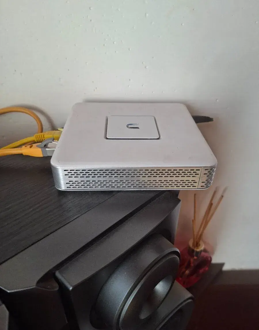 Unifi SECURITY GATEWAY