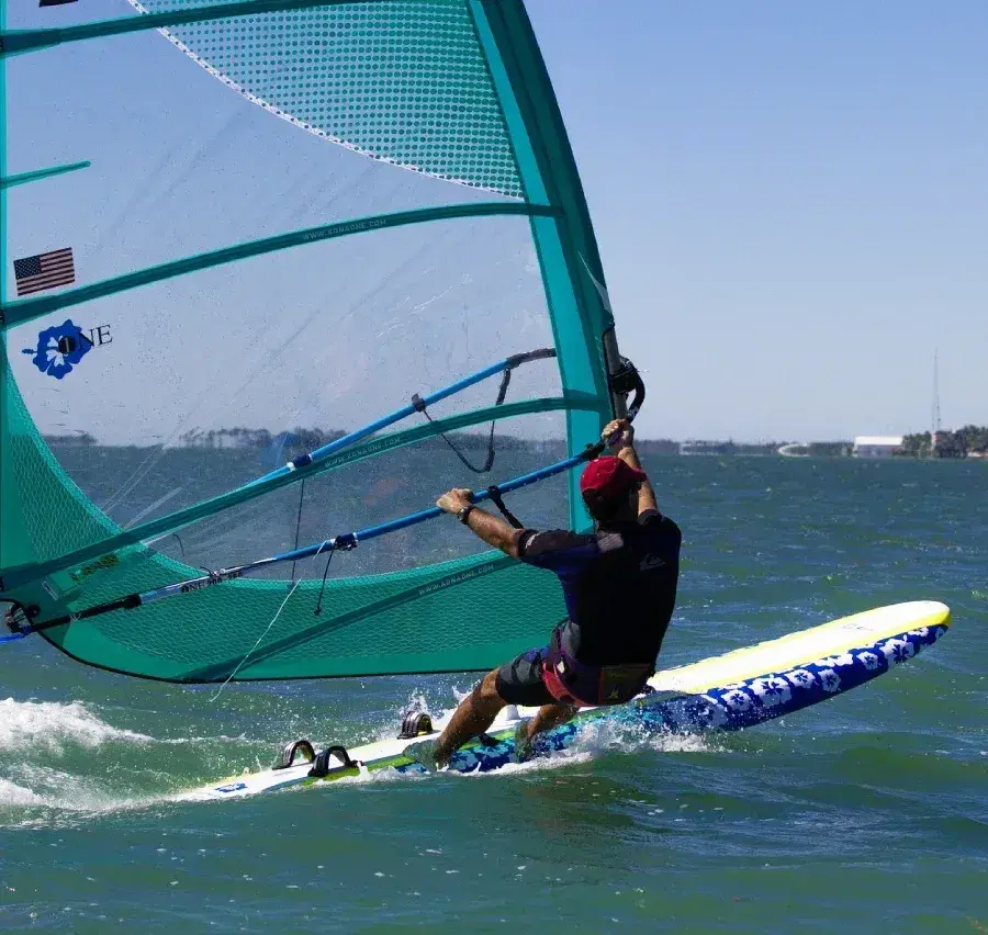 Windsurfingový longboard / raceboard