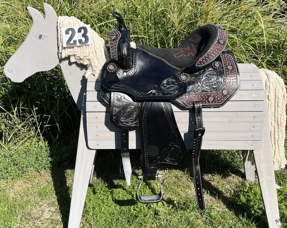 Westernový sedlový komplet 23) černý