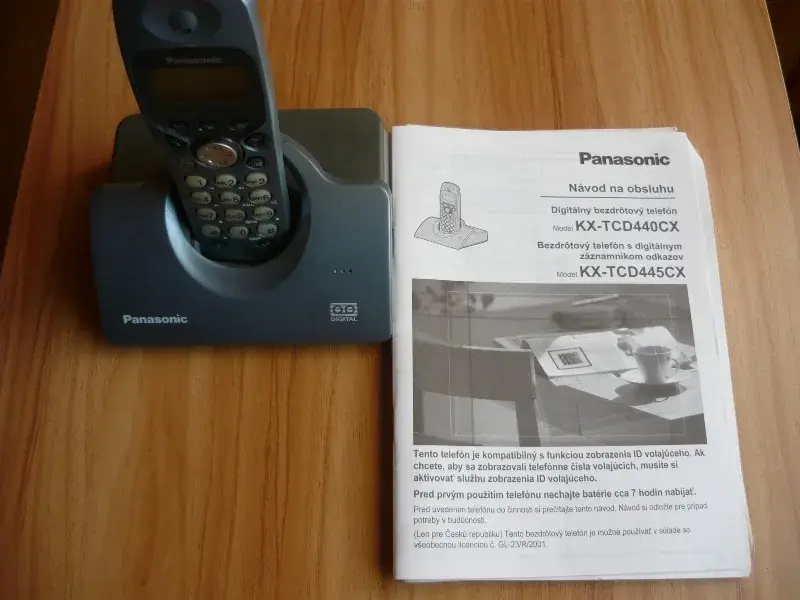 Bezdrátový telefon Panasonic KX-TCD445 CXF