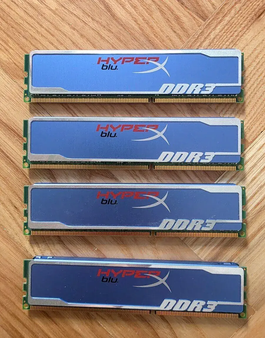 Kingston HyperX Blu 8GB DDR3 1600MHz CL9 – 4×2GB